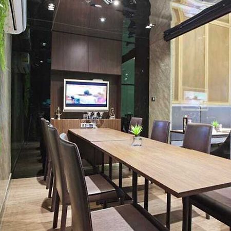 V Residence Serviced Apartment Bangkok Ngoại thất bức ảnh